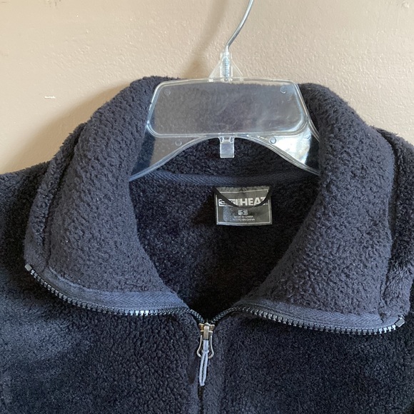 32 degrees thick fuzzy zip up - Picture 5 of 5